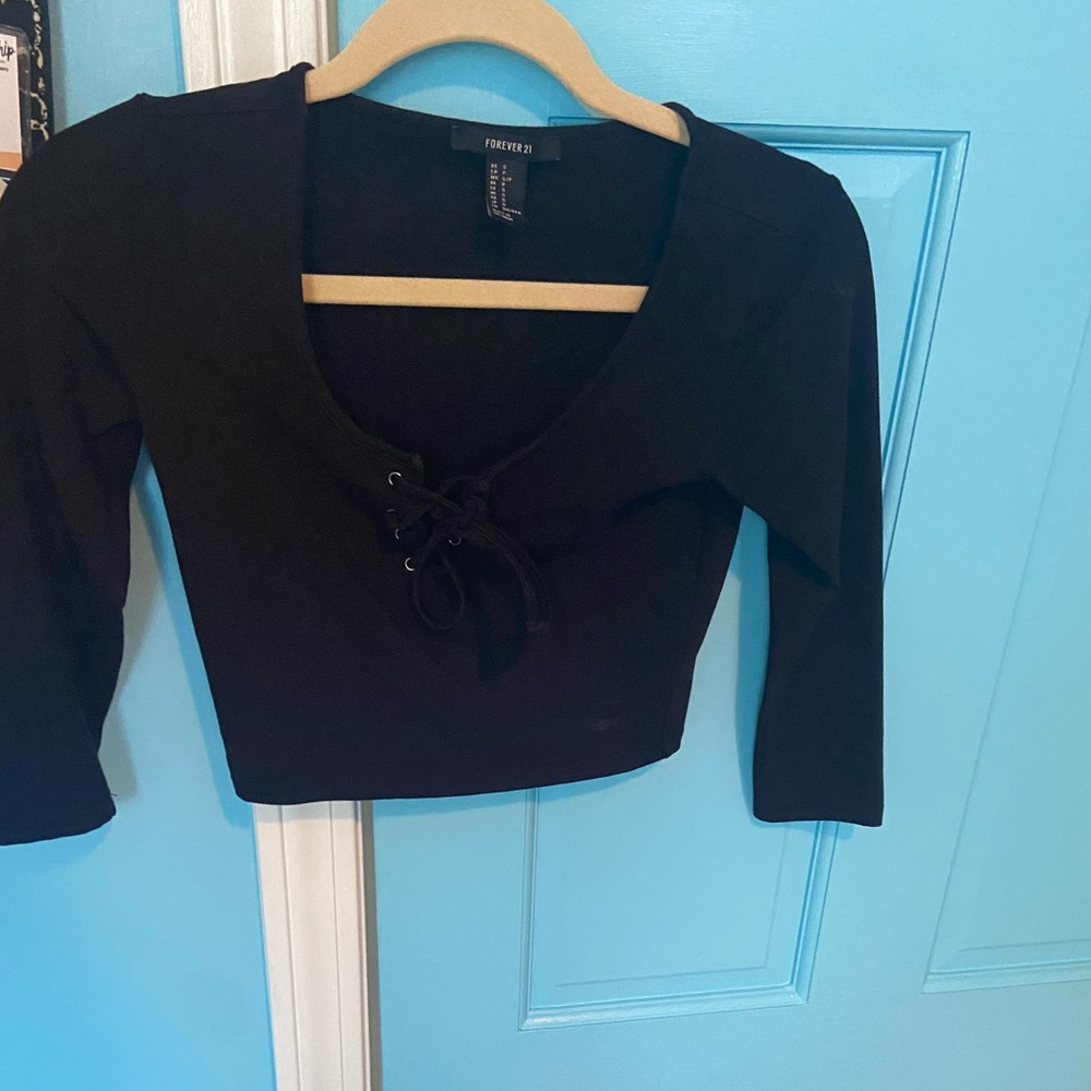 Cropped top